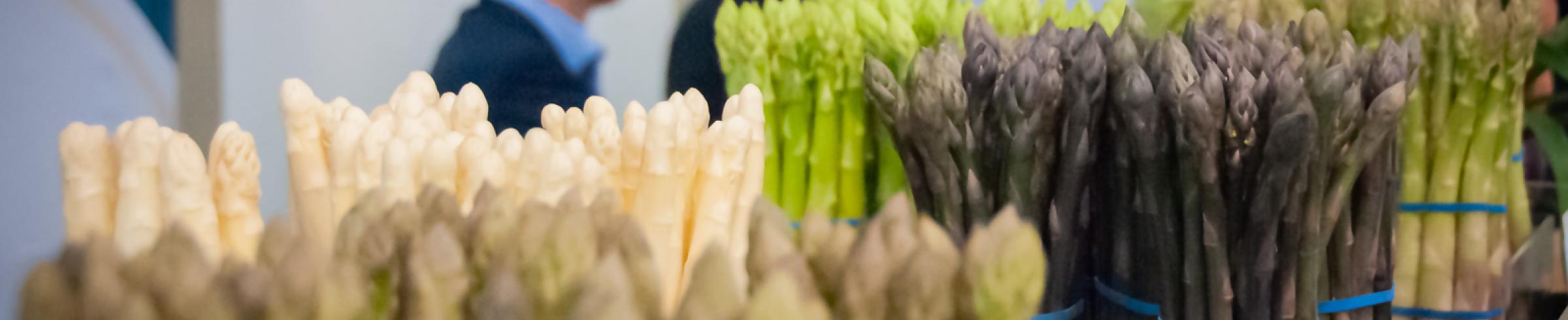 Colourful asparagus presentation